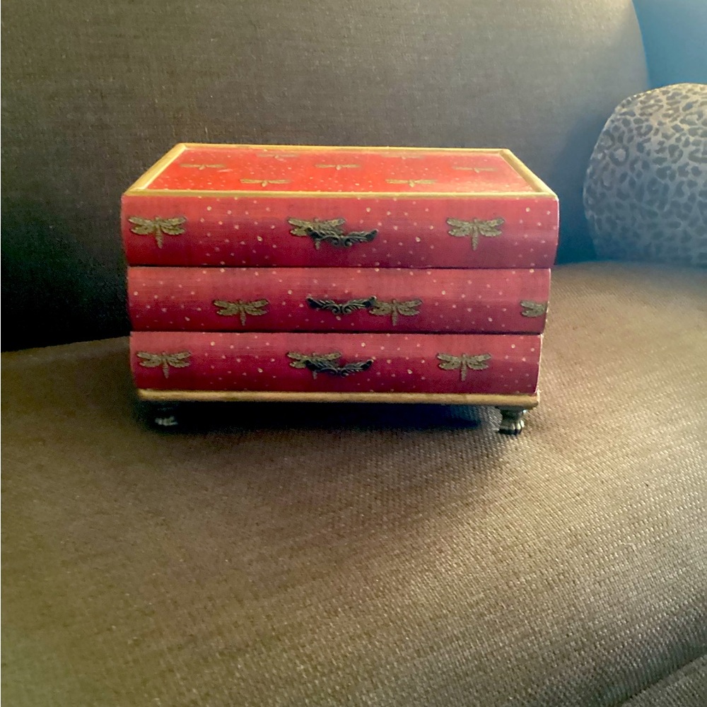 Accessories Box